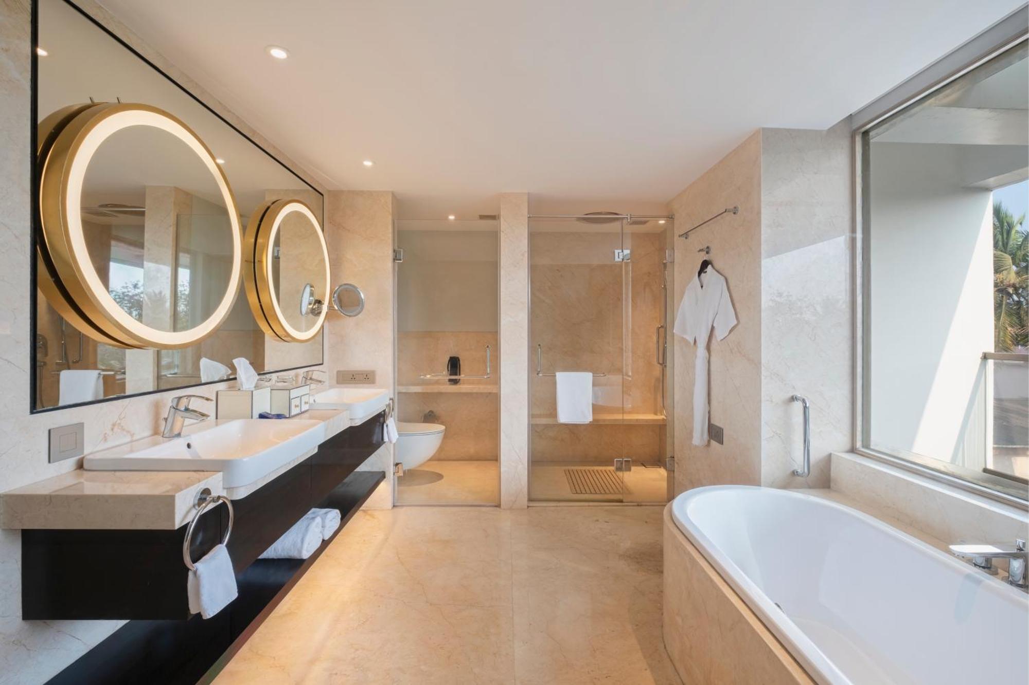 פאנג'י Vivanta Goa, Miramar מראה חיצוני תמונה