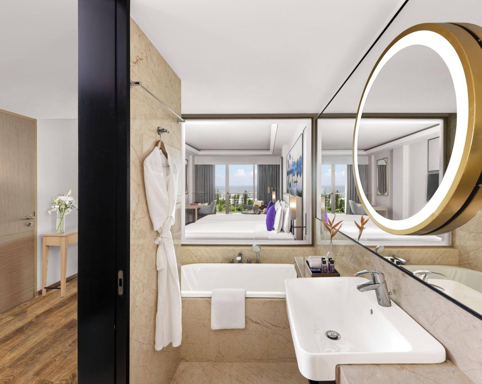 פאנג'י Vivanta Goa, Miramar מראה חיצוני תמונה